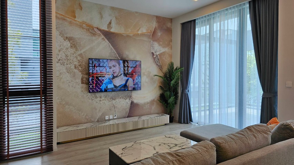 For RentHousePattanakan, Srinakarin : Vive krungthep kreetha for rent