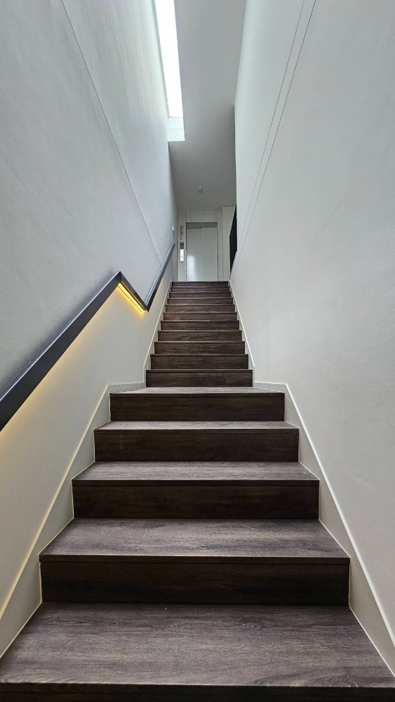 For RentHousePattanakan, Srinakarin : Vive krungthep kreetha for rent