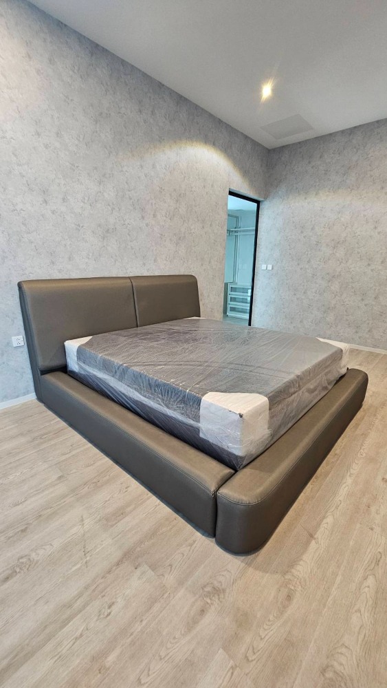 For RentHousePattanakan, Srinakarin : Vive krungthep kreetha for rent