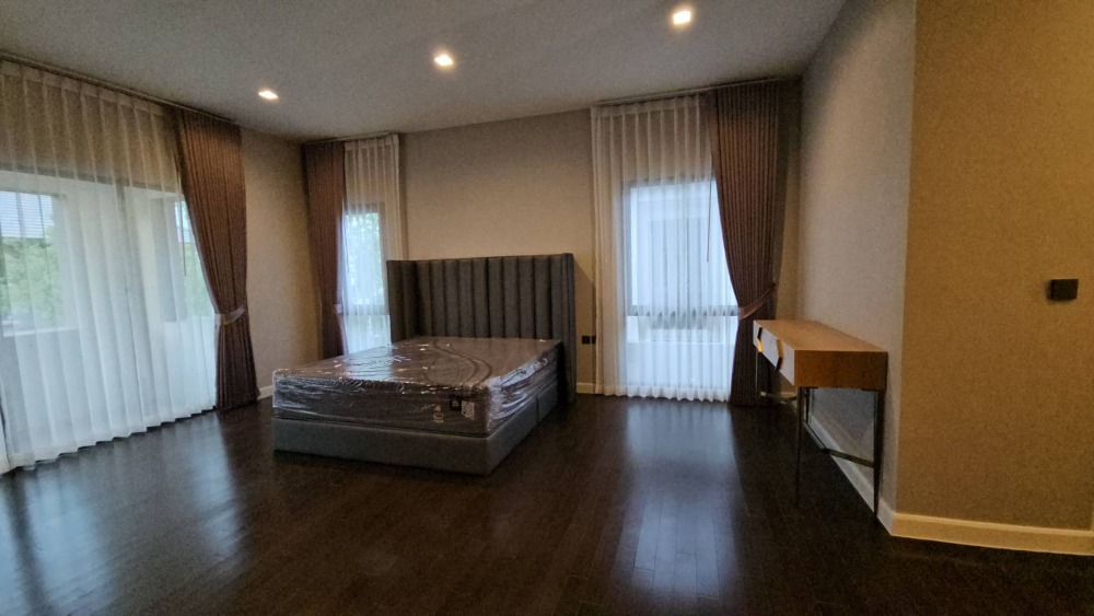 ให้เช่าบ้านลาดกระบัง สุวรรณภูมิ : ให้เช่า แกรนด์ บูเลอวาร์ด กรุงเทพกรีฑา