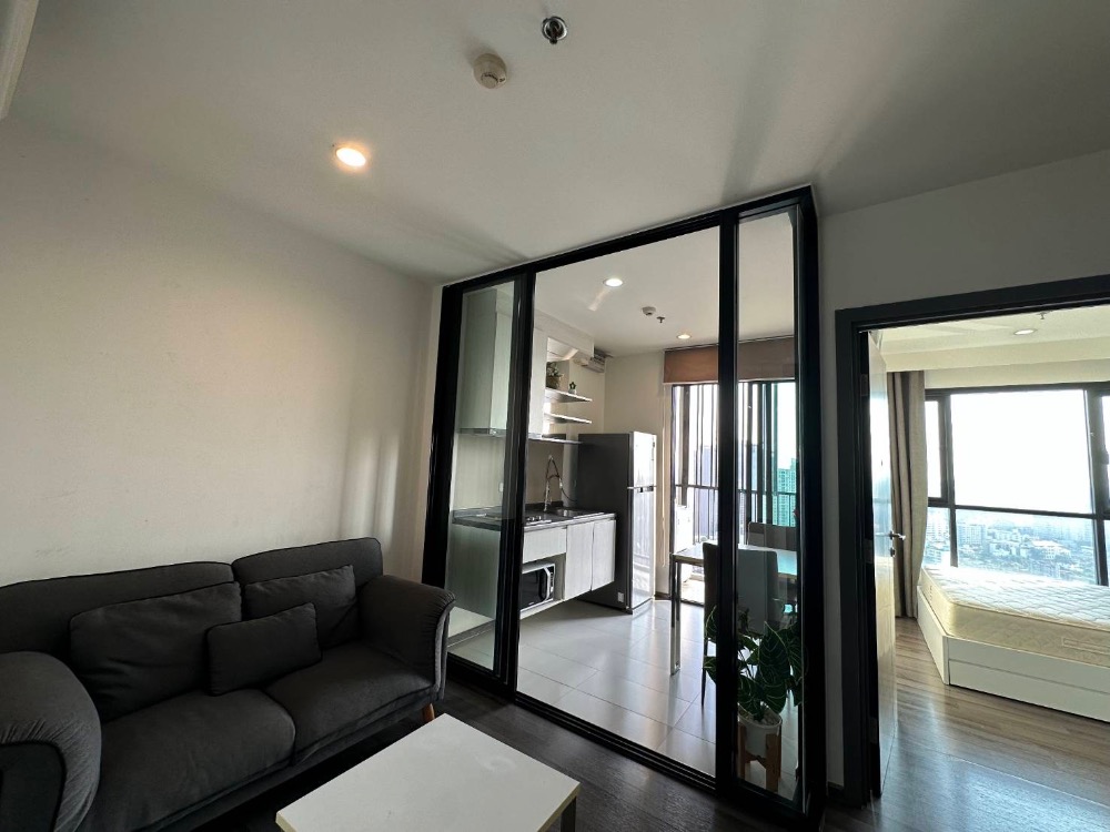 For RentCondoOnnut, Udomsuk : Condo for rent: The Base Park West Sukhumvit 77, fully furnished condo, ready to move in, close to BTS On Nut and many places to eat!!