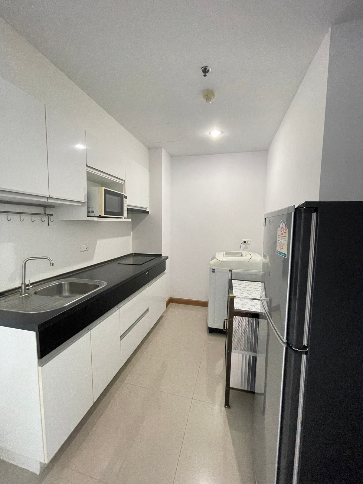 For RentCondoWongwianyai, Charoennakor : For rent Supalai River Resort Charoennakorn