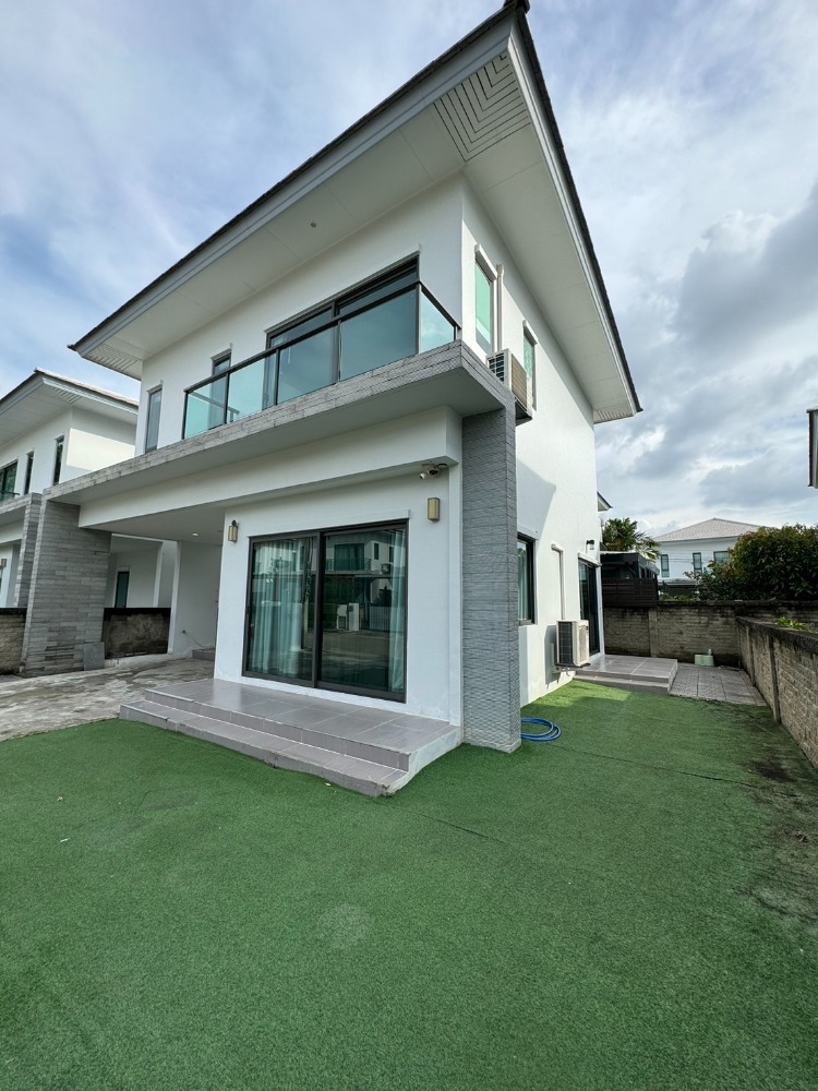 ขายบ้านวิภาวดี ดอนเมือง หลักสี่ : บ้านเดี่ยวในหมู่บ้าน SKY ดอนเมือง เจ้าของขายเอง บ้านสภาพดี มีการดูแล ปรับปรุงตลอด ราคาถูก สามารถต่อรองได้