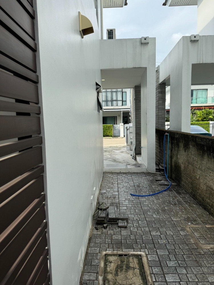 ขายบ้านวิภาวดี ดอนเมือง หลักสี่ : บ้านเดี่ยวในหมู่บ้าน SKY ดอนเมือง เจ้าของขายเอง บ้านสภาพดี มีการดูแล ปรับปรุงตลอด ราคาถูก สามารถต่อรองได้