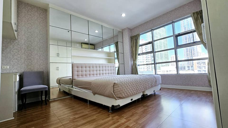For RentCondoRatchathewi,Phayathai : 🔥✨Hurry up and book now!! Condo for rent BaanKlangKrung Siam Pathumwan 3 bedrooms, beautiful room, fully furnished✨🔥