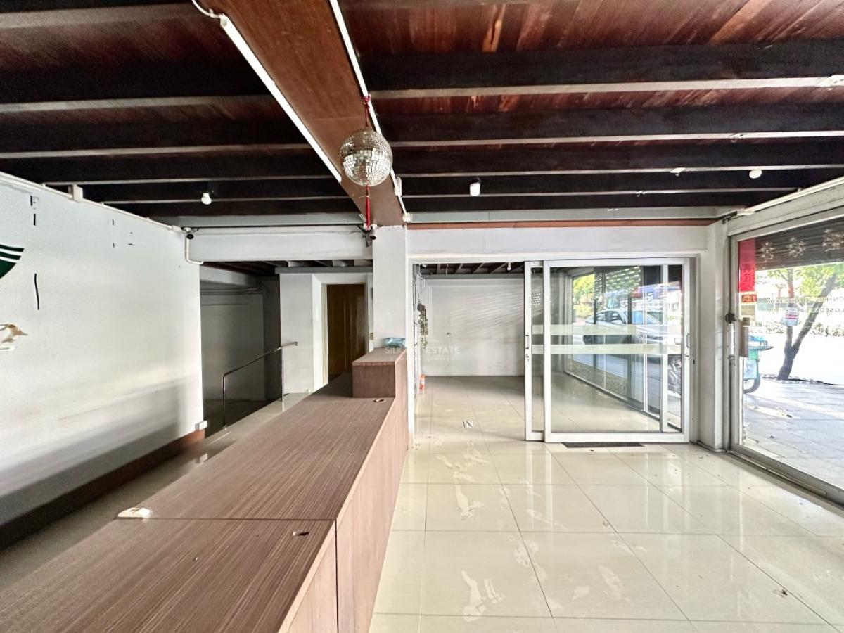 ให้เช่าอาคารพาณิชย์สุขุมวิท อโศก ทองหล่อ : อาคารพาณิชย์ 3 คูหา 4 ชั้น 800 ตรม.มีลิฟท์ โทร.098-654-2399