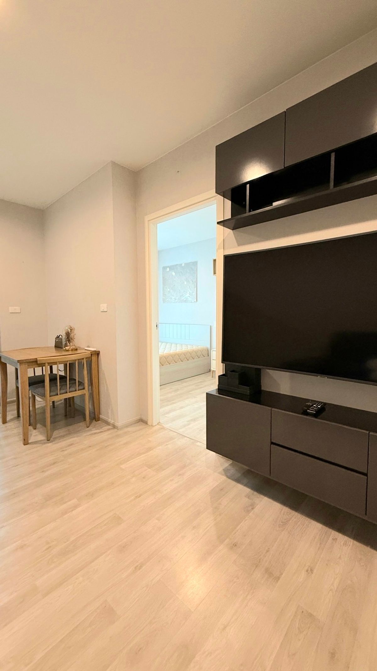 For RentCondoRama9, Petchburi, RCA : ❤️Beautiful room for rent❤️