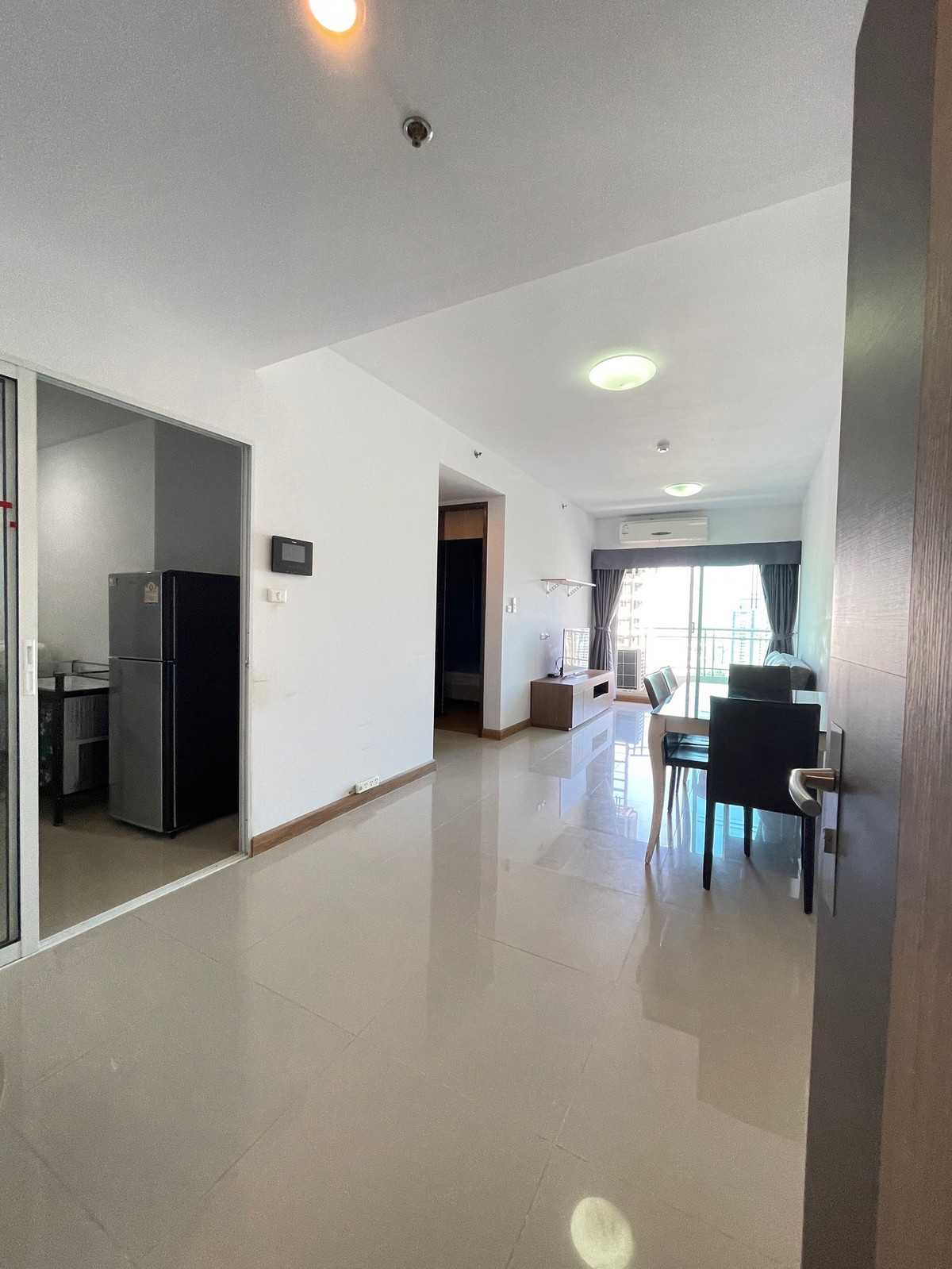 For RentCondoWongwianyai, Charoennakor : For rent Supalai River Resort Charoennakorn