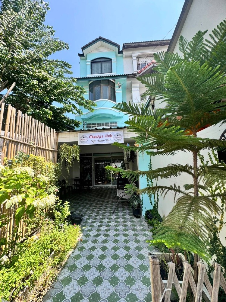 For SaleShop HouseNawamin, Ramindra : Commercial building for sale in Lert Ubon Village, Phraya Suren 44 (on the main road), 4 floors (N.1430)