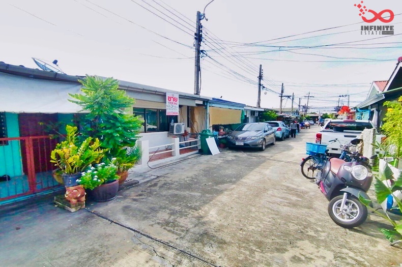 For SaleTownhomeVipawadee, Don Mueang, Lak Si : Townhouse for sale, 1 floor, 18.7 square wah, Burapa Villa 16, Soi Wat Weluwanaram, Wat Weluwanaram Road, Songprapa