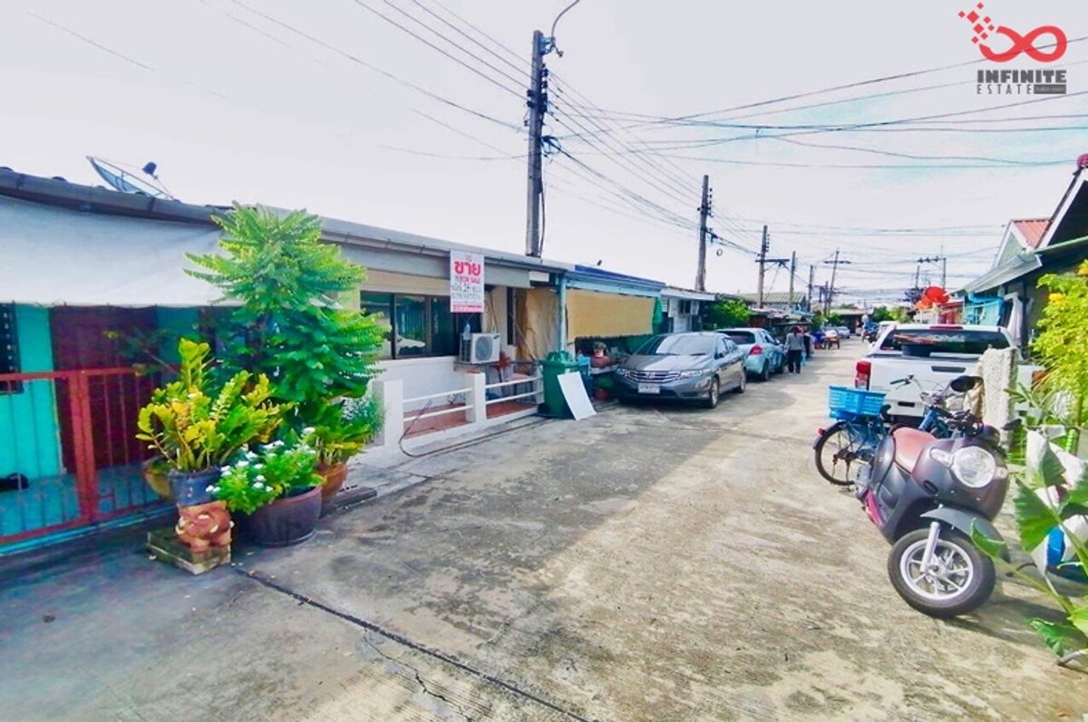For SaleTownhomeVipawadee, Don Mueang, Lak Si : Townhouse for sale, 1 floor, 18.7 square wah, Burapa Villa 16, Soi Wat Weluwanaram, Wat Weluwanaram Road, Songprapa
