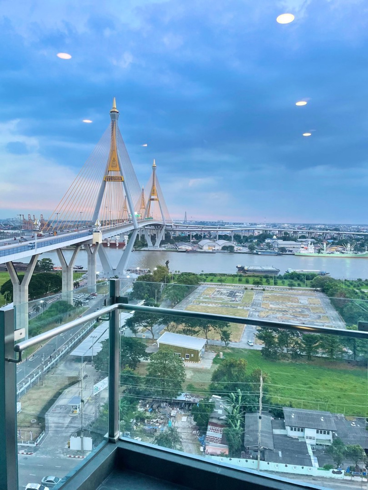 For RentCondoRama3 (Riverside),Satupadit : For rent, 17th floor, new condo room, Rama 3, beautiful view, no buildings blocking, fully decorated, ready to move in