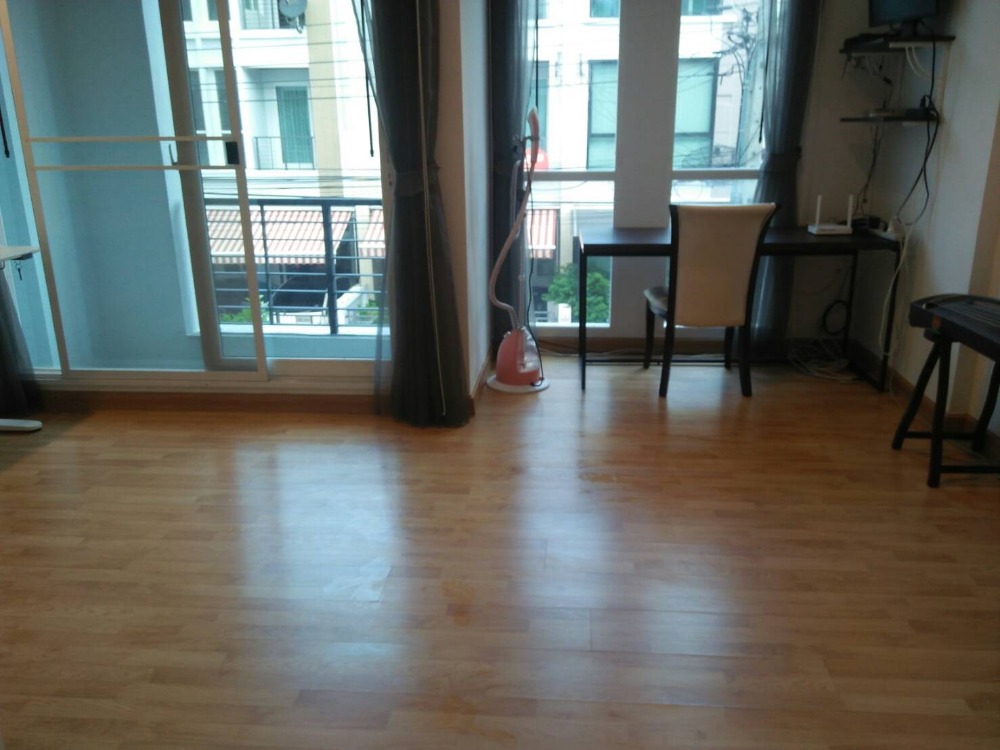 ขายทาวน์โฮมเลียบทางด่วนรามอินทรา : ทาวน์โฮม บ้านกลางเมือง เอสเซ้นส์ พระราม 9 - ลาดพร้าว / 3 ห้องนอน (ขายพร้อมผู้เช่า), Baan Klang Muang S-Sense Rama 9 - Ladprao / Townhome 3 Bedrooms (SALE WITH TENANT) TPM126