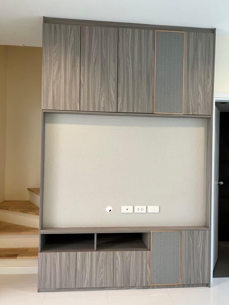 For RentTownhomePattanakan, Srinakarin : K-6049 Urgent for rent! Eigen Phatthanakan, ready to move in house