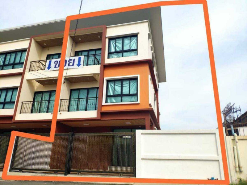 For SaleHome OfficeKaset Nawamin,Ladplakao : Townhouse for sale, 3 floors, 100 meters from Prasertmanukit Road.
