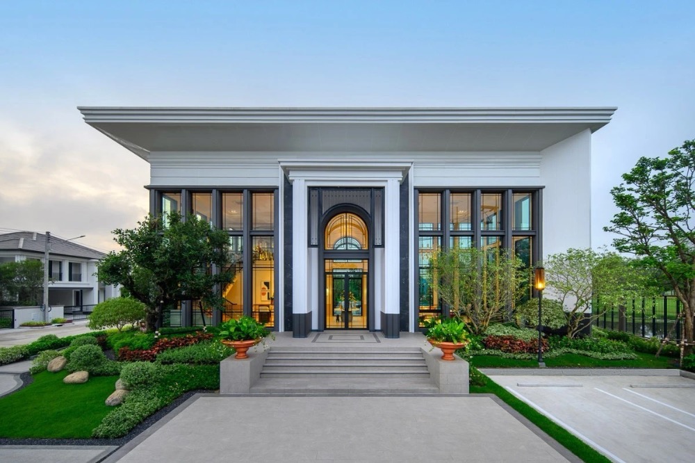 For SaleHousePathum Thani,Rangsit, Thammasat : 𝗦𝗘𝗧𝗧𝗛𝗔𝗦𝗜𝗥𝗜 Bangkok-Pathum Thani 2 large golf course view houses 🔥Exquisite and magnificent sale 12 million*💥Call 📱𝟬𝟴𝟭-𝟵𝟴𝟯-𝟲𝟲𝟮𝟱