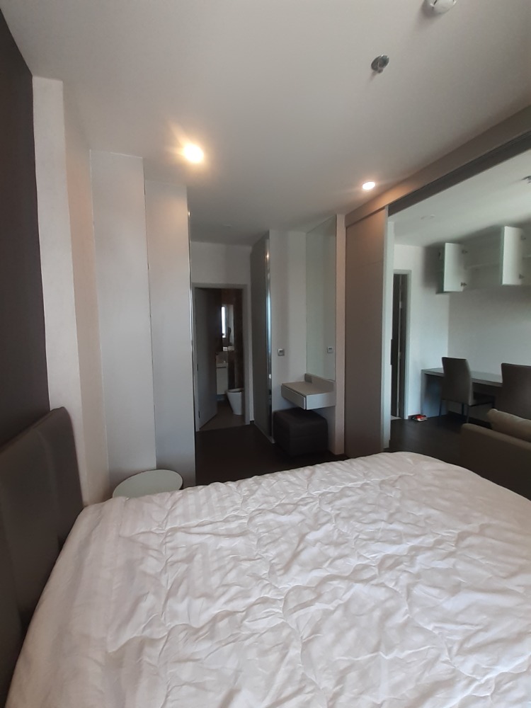 For RentCondoRatchathewi,Phayathai : Ideo Q Siam Ratchathewi【𝐑𝐄𝐍𝐓】🔥 Simplicity in a minimalist style, beautifully decorated, fully furnished, spacious room, beautiful view 🔥 Contact Line ID: @hacondo