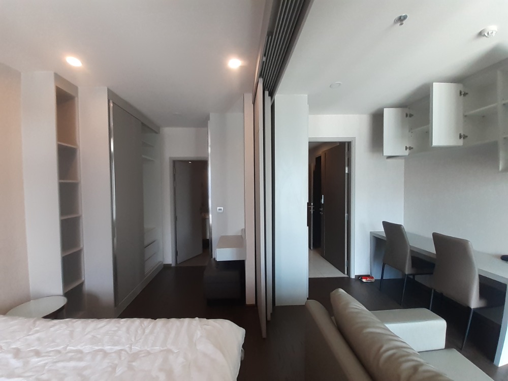 For RentCondoRatchathewi,Phayathai : Ideo Q Siam Ratchathewi【𝐑𝐄𝐍𝐓】🔥 Simplicity in a minimalist style, beautifully decorated, fully furnished, spacious room, beautiful view 🔥 Contact Line ID: @hacondo