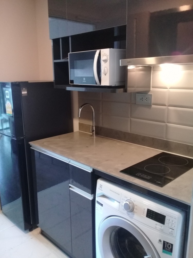 For RentCondoRatchathewi,Phayathai : Ideo Q Siam Ratchathewi【𝐑𝐄𝐍𝐓】🔥 Simplicity in a minimalist style, beautifully decorated, fully furnished, spacious room, beautiful view 🔥 Contact Line ID: @hacondo