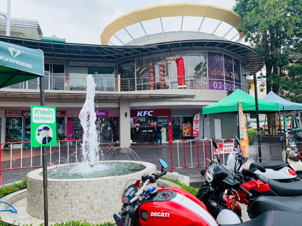 ให้เช่าร้านค้า/ตลาดนัดสาทร นราธิวาส : พื้นที่ร้านค้าให้เช่า ถ.จันทน์ สาทร พระราม 3