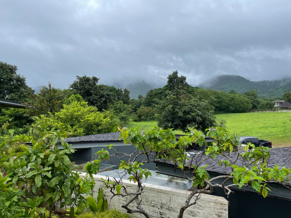 For SaleHousePak Chong KhaoYai : Modern Luxury Villa in Pakchong Khaoyai for sale, 2 Villas, 99 MB