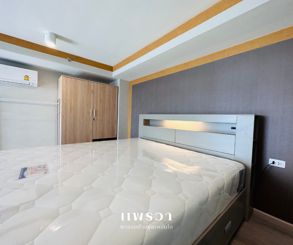 For RentCondoPinklao, Charansanitwong : Beautiful room with river view, 1 bedroom, hybrid, ready to move in, contact 0824499822