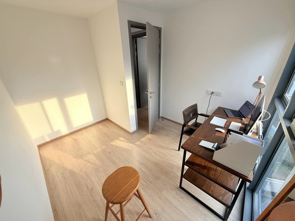 ขายคอนโดสุขุมวิท อโศก ทองหล่อ : รหัสทรัพย์ BH0554 ทากะ เฮ้าส์ เอกมัย 12 ห้องขนาด 47.5 ตร.ม. แบบ 2 ห้องนอน 1 ห้องน้ำ ชั้น 8