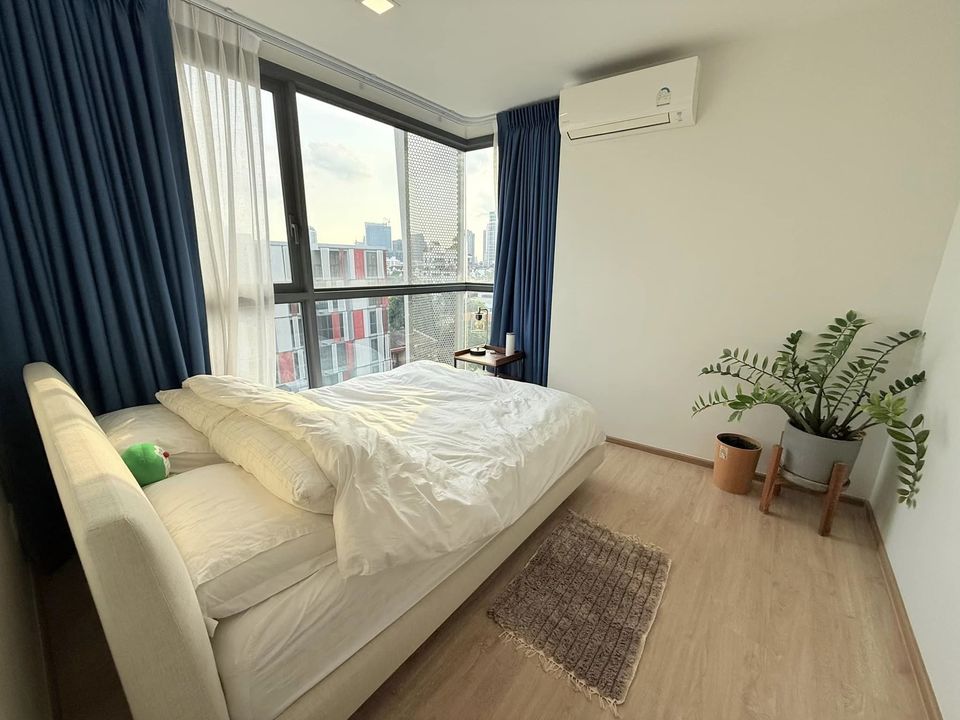 ขายคอนโดสุขุมวิท อโศก ทองหล่อ : รหัสทรัพย์ BH0554 ทากะ เฮ้าส์ เอกมัย 12 ห้องขนาด 47.5 ตร.ม. แบบ 2 ห้องนอน 1 ห้องน้ำ ชั้น 8