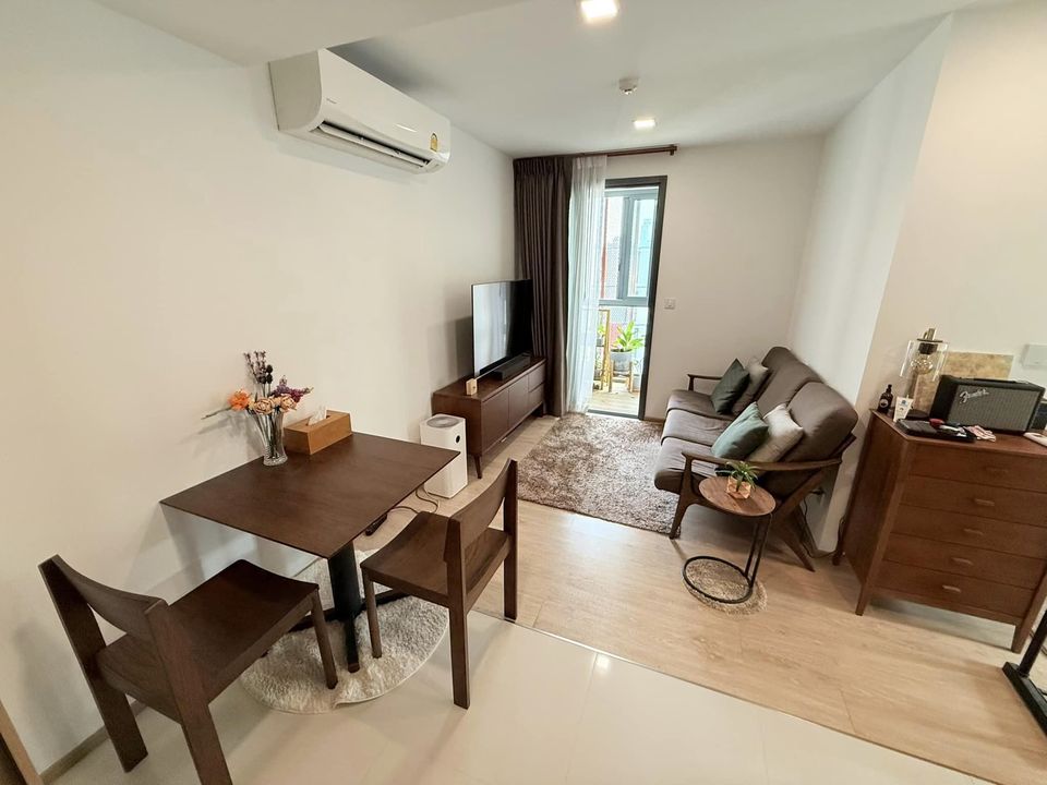 ขายคอนโดสุขุมวิท อโศก ทองหล่อ : รหัสทรัพย์ BH0554 ทากะ เฮ้าส์ เอกมัย 12 ห้องขนาด 47.5 ตร.ม. แบบ 2 ห้องนอน 1 ห้องน้ำ ชั้น 8