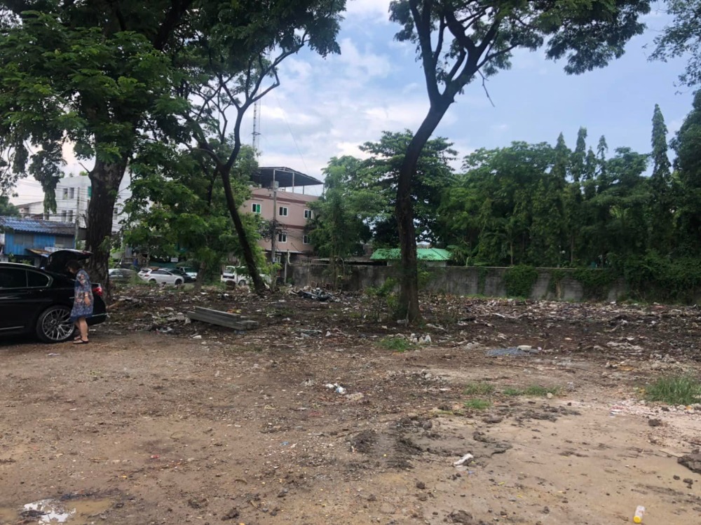 For SaleLandPattanakan, Srinakarin : Land Soi Pattanakarn 32 / 456.2 Square Wa (FOR SALE) TIK300