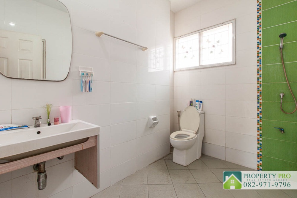 ขายบ้านมีนบุรี-ร่มเกล้า : ขาย บ้าน นนทวีวิลล์ 5 หนองจอก บ้านเดี่ยว 2 ชั้น แบบ 3 ห้องนอน 51 ตรว 146 ตรม หลังมุม ทิศเหนือ ใกล้ โรงเรียนหนองจอก บางกอกอารีนา : VW24S-005