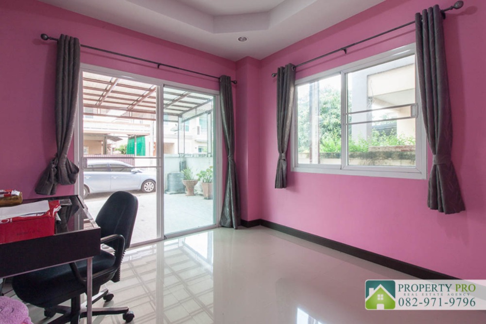 ขายบ้านมีนบุรี-ร่มเกล้า : ขาย บ้าน นนทวีวิลล์ 5 หนองจอก บ้านเดี่ยว 2 ชั้น แบบ 3 ห้องนอน 51 ตรว 146 ตรม หลังมุม ทิศเหนือ ใกล้ โรงเรียนหนองจอก บางกอกอารีนา : VW24S-005