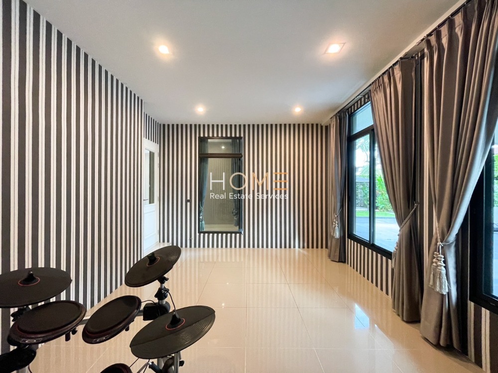 ขายบ้านปิ่นเกล้า จรัญสนิทวงศ์ : บ้านแปลงสวย ทำเลติดถนนเมน พร้อมเข้าอยู่ได้เลย🔥 นันทวัน ปิ่นเกล้า - ราชพฤกษ์ / 5 ห้องนอน (ขาย), Nantawan Pinklao - Ratchapruek / 5 Bedrooms (FOR SALE) BALL158