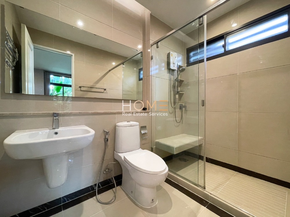 ขายบ้านปิ่นเกล้า จรัญสนิทวงศ์ : บ้านแปลงสวย ทำเลติดถนนเมน พร้อมเข้าอยู่ได้เลย🔥 นันทวัน ปิ่นเกล้า - ราชพฤกษ์ / 5 ห้องนอน (ขาย), Nantawan Pinklao - Ratchapruek / 5 Bedrooms (FOR SALE) BALL158