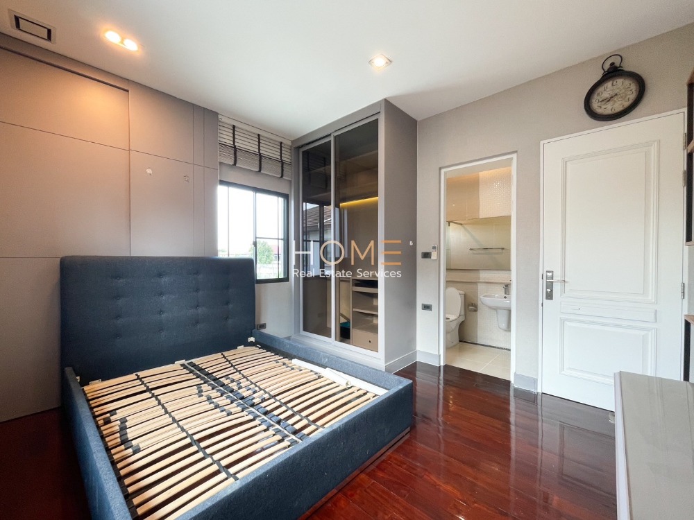 ขายบ้านปิ่นเกล้า จรัญสนิทวงศ์ : บ้านแปลงสวย ทำเลติดถนนเมน พร้อมเข้าอยู่ได้เลย🔥 นันทวัน ปิ่นเกล้า - ราชพฤกษ์ / 5 ห้องนอน (ขาย), Nantawan Pinklao - Ratchapruek / 5 Bedrooms (FOR SALE) BALL158