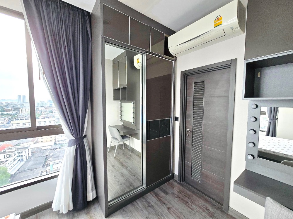For SaleCondoPinklao, Charansanitwong : Condo for sale Urbano Rajavithi, selling for only 7.5 million baht.