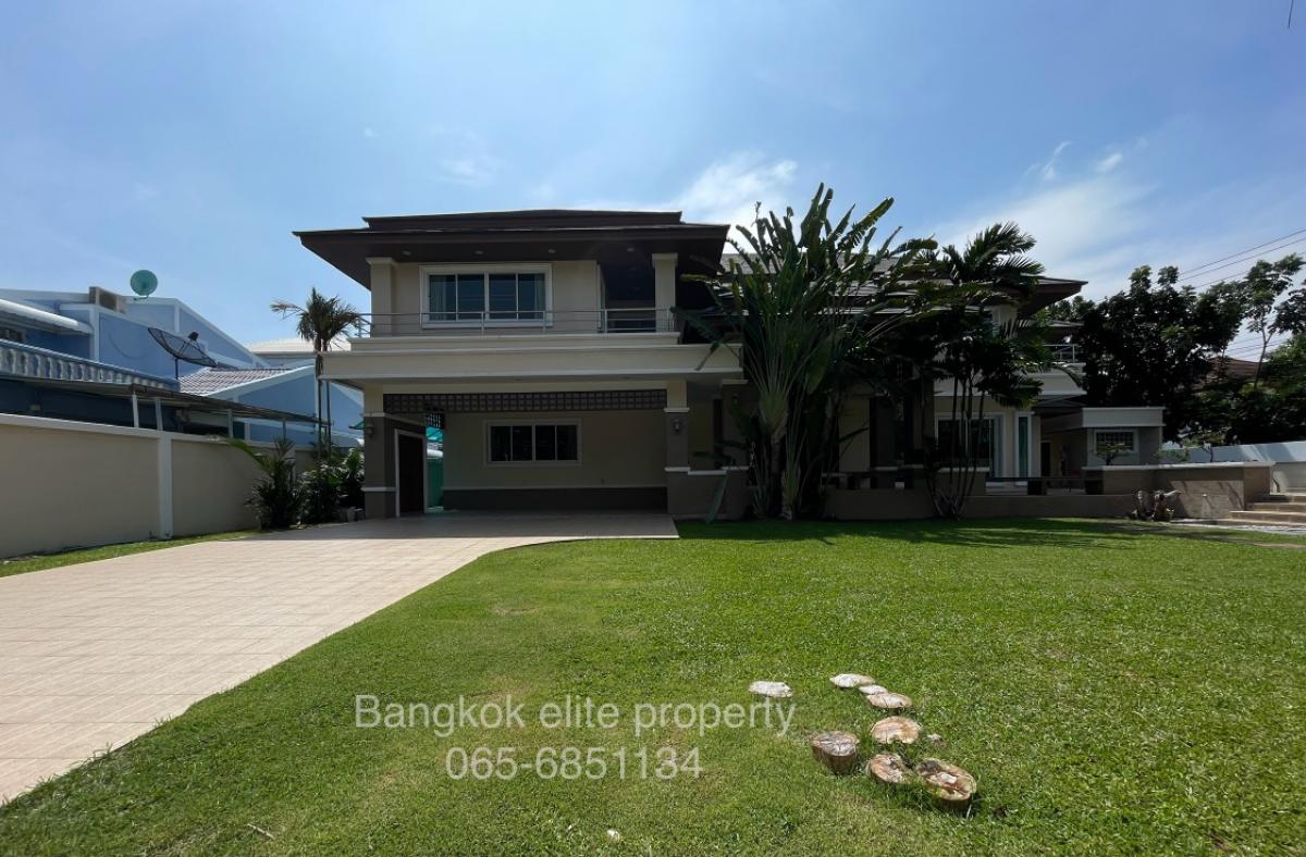 ให้เช่าบ้านพัฒนาการ ศรีนครินทร์ : ให้เช่า Privated Pool Villa พัฒนาการ30 สวนใหญ่ 5 ห้องนอน ใกล้ Club House