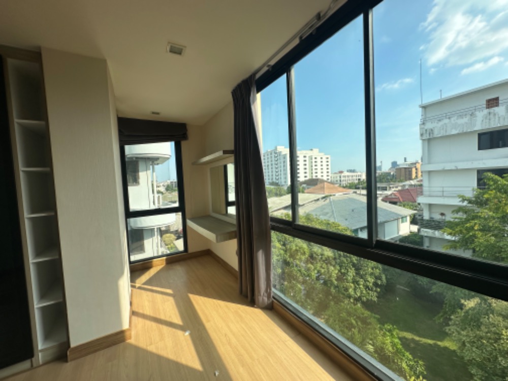 For SaleCondoSukhumvit, Asoke, Thonglor : Condo for sale The Ace Ekamai DEAC Ekkamai BTS Ekkamai 1 bedroom corner room
