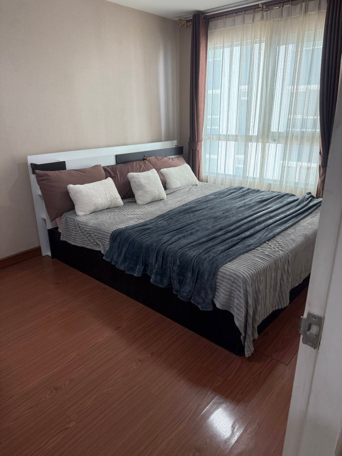 For RentCondoRama9, Petchburi, RCA : !! Beautiful room for rent, Belle Grand Rama 9 condo, near MRT Rama 9