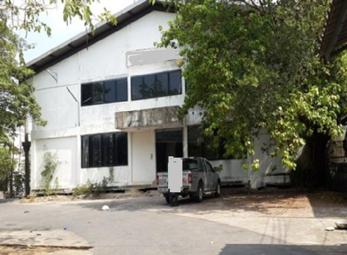 ให้เช่าโกดังบางนา แบริ่ง ลาซาล : For Rent ให้เช่าโรงงานพร้อมสำนักงาน อยู่พื้นที่สีม่วง นิคมอุตสาหกรรมบางพลี / พื้นที่โรงงาน 2000 ตารางเมตร / ทำเลดี ใกล้ ทางด่วน / รถเทรลเลอร์ เข้าออกได้