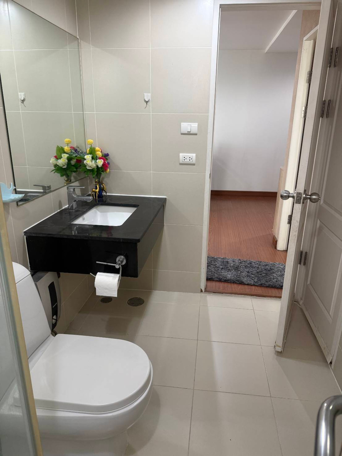 For RentCondoRama9, Petchburi, RCA : !! Beautiful room for rent, Belle Grand Rama 9 condo, near MRT Rama 9