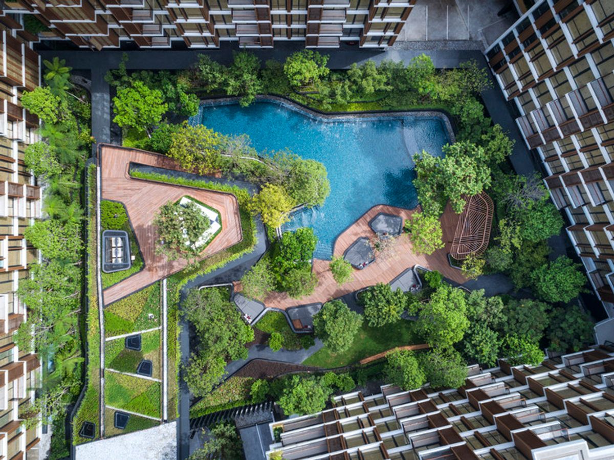 For RentCondoOnnut, Udomsuk : 🔥For rent! Mori Haus 2 bedroom 67.2 sq m, 5th floor, facing north, pool view, closed kitchen with bathtub, newly renovated unit🔥Only 55,000 baht/month!