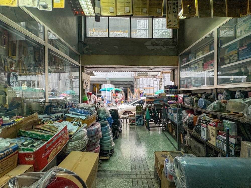 ขายอาคารพาณิชย์เยาวราช บางลำพู : อาคารพาณิชย์ ติดถนนเจริญกรุง ใกล้เยาวราช / 6 ชั้น (ขาย), Commercial Building on Charoen Krung Road near Yaowarat / 6 Storey (FOR SALE) PALM832