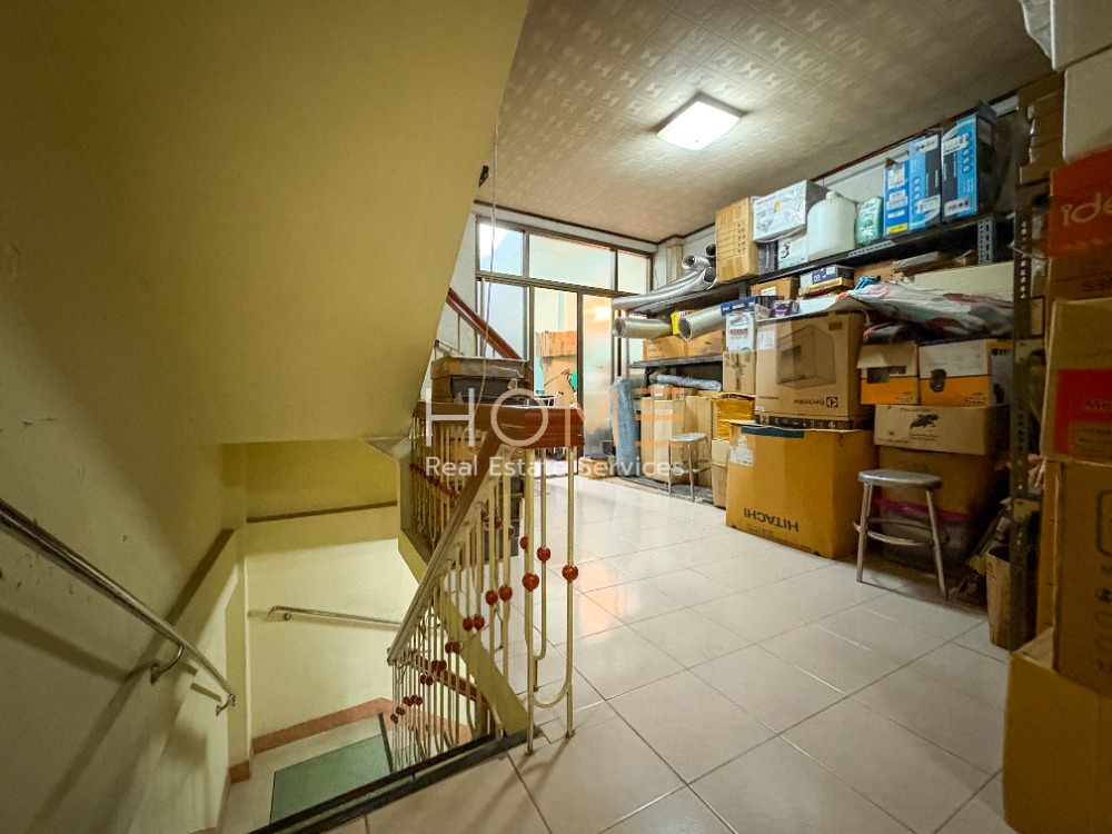 ขายอาคารพาณิชย์เยาวราช บางลำพู : อาคารพาณิชย์ ติดถนนเจริญกรุง ใกล้เยาวราช / 6 ชั้น (ขาย), Commercial Building on Charoen Krung Road near Yaowarat / 6 Storey (FOR SALE) PALM832