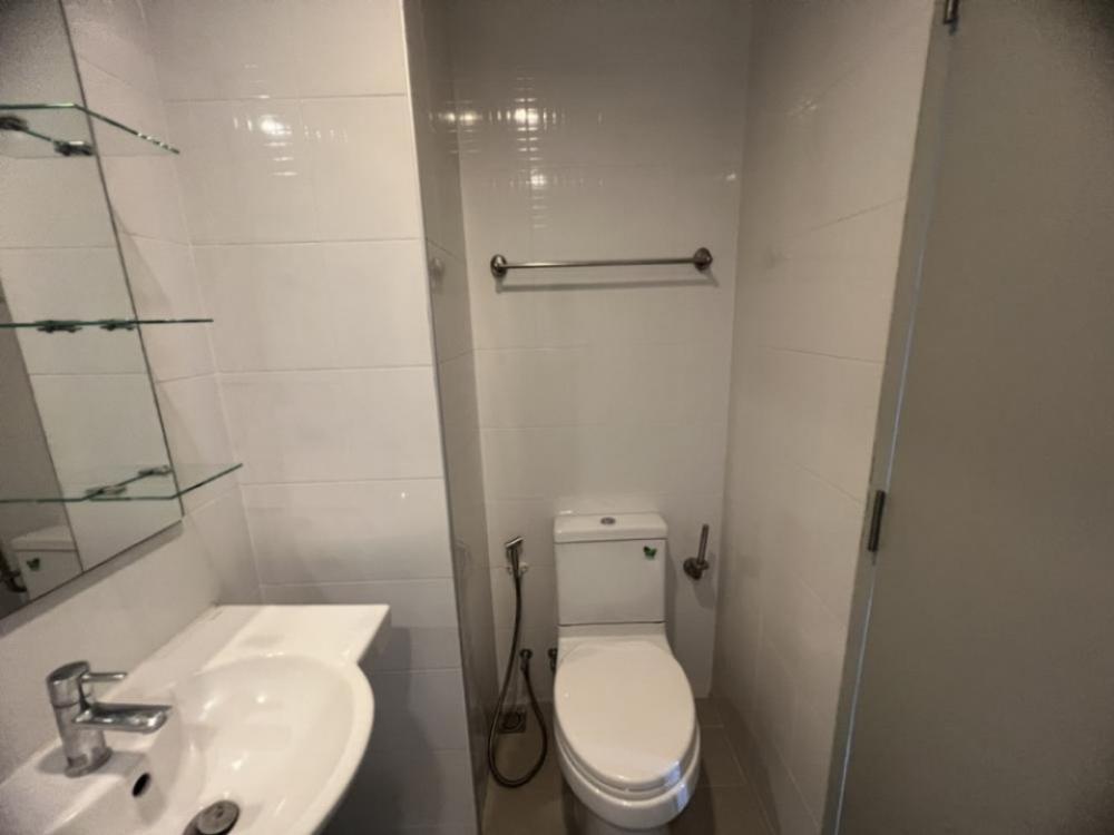 ขายคอนโดท่าพระ ตลาดพลู วุฒากาศ : Ideo Sathorn Thaphra【𝐒𝐄𝐋𝐋】🔥 คอนโด ห้อง STUDIO โทนขาวแสงส่องถึง สว่างโปร่ง สไตล์มินิมอล บิ้วอินจัดเต็ม 🔥 ติดต่อไลน์ไอดี: @hacondo