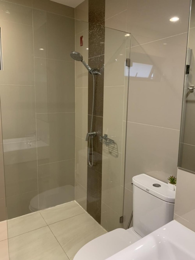 ขายคอนโดท่าพระ ตลาดพลู วุฒากาศ : Ideo Thaphra Interchange【𝐒𝐄𝐋𝐋】🔥 คอนโดสตูดิโอ 1 ห้องนอน โทนครีมน้ำตาล สไตล์มินิมอล สวยทันสมัย เฟอร์นิเจอร์ครบครัน 🔥 ติดต่อไลน์ไอดี: @hacondo