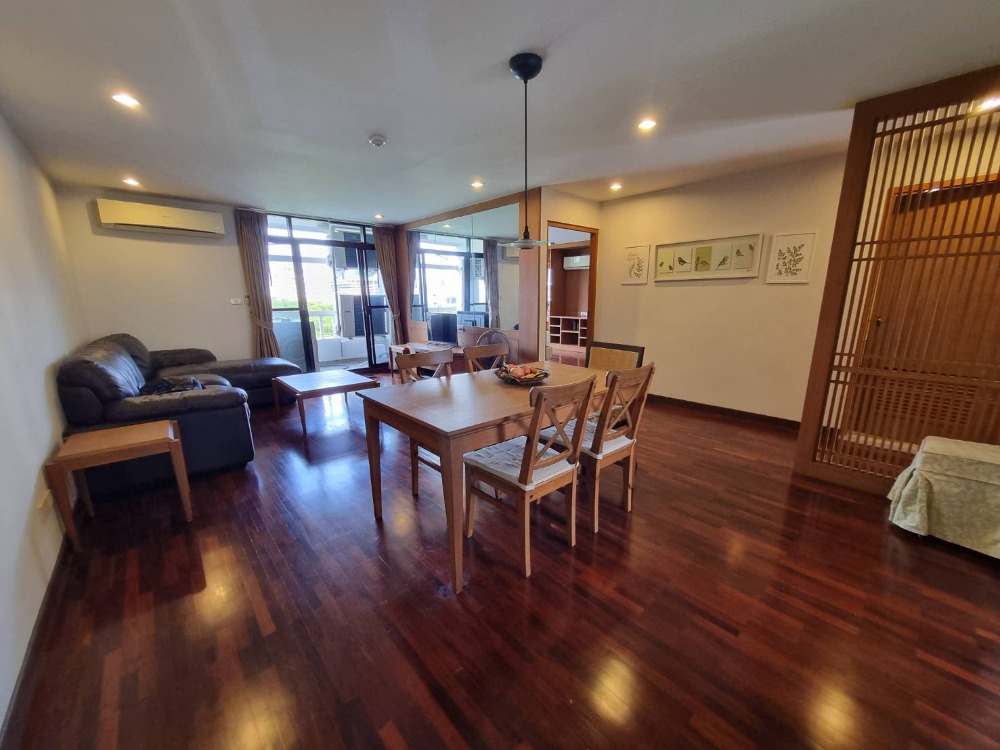 ขายคอนโดสุขุมวิท อโศก ทองหล่อ : ขายคอนโด 2 Bed  Baan Chan Condominium