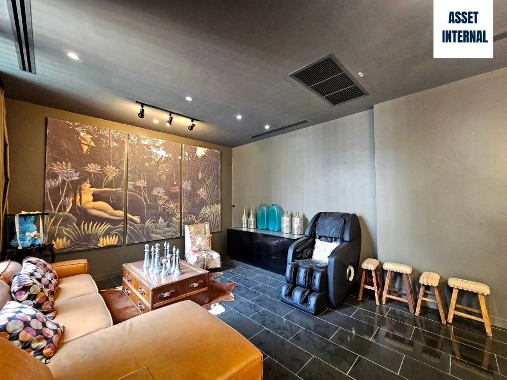 ขายบ้านลาดพร้าว เซ็นทรัลลาดพร้าว : ขายบ้าน สไตล์ Home Office 3 ชั้น ซอยนาคนิวาส 18 เนื้อที่ 97 ตารางวา 6 ห้องนอน 7 ห้องน้ำ พร้อมสระว่ายน้ำกลางบ้าน ห้องทำงาน ห้องนั่งเล่น ห้องเก็บของ แขวงลาดพร้าว เขตลาดพร้าว กรุงเทพมหานคร