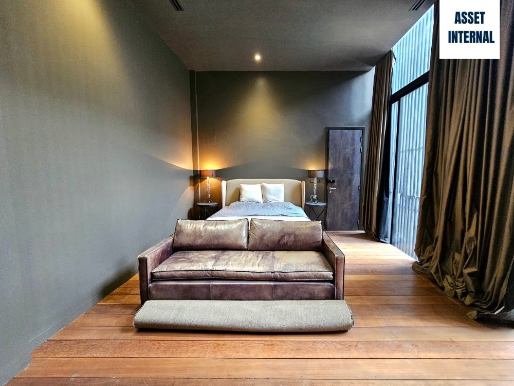 ขายบ้านลาดพร้าว เซ็นทรัลลาดพร้าว : ขายบ้าน สไตล์ Home Office 3 ชั้น ซอยนาคนิวาส 18 เนื้อที่ 97 ตารางวา 6 ห้องนอน 7 ห้องน้ำ พร้อมสระว่ายน้ำกลางบ้าน ห้องทำงาน ห้องนั่งเล่น ห้องเก็บของ แขวงลาดพร้าว เขตลาดพร้าว กรุงเทพมหานคร