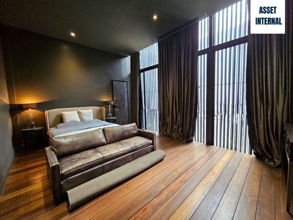 ขายบ้านลาดพร้าว เซ็นทรัลลาดพร้าว : ขายบ้าน สไตล์ Home Office 3 ชั้น ซอยนาคนิวาส 18 เนื้อที่ 97 ตารางวา 6 ห้องนอน 7 ห้องน้ำ พร้อมสระว่ายน้ำกลางบ้าน ห้องทำงาน ห้องนั่งเล่น ห้องเก็บของ แขวงลาดพร้าว เขตลาดพร้าว กรุงเทพมหานคร